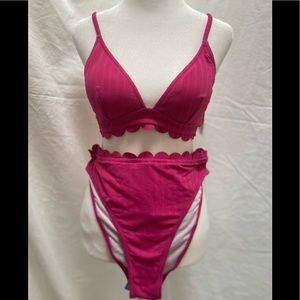 🔥NWT-Pink Scallop High Waisted Bikini🔥